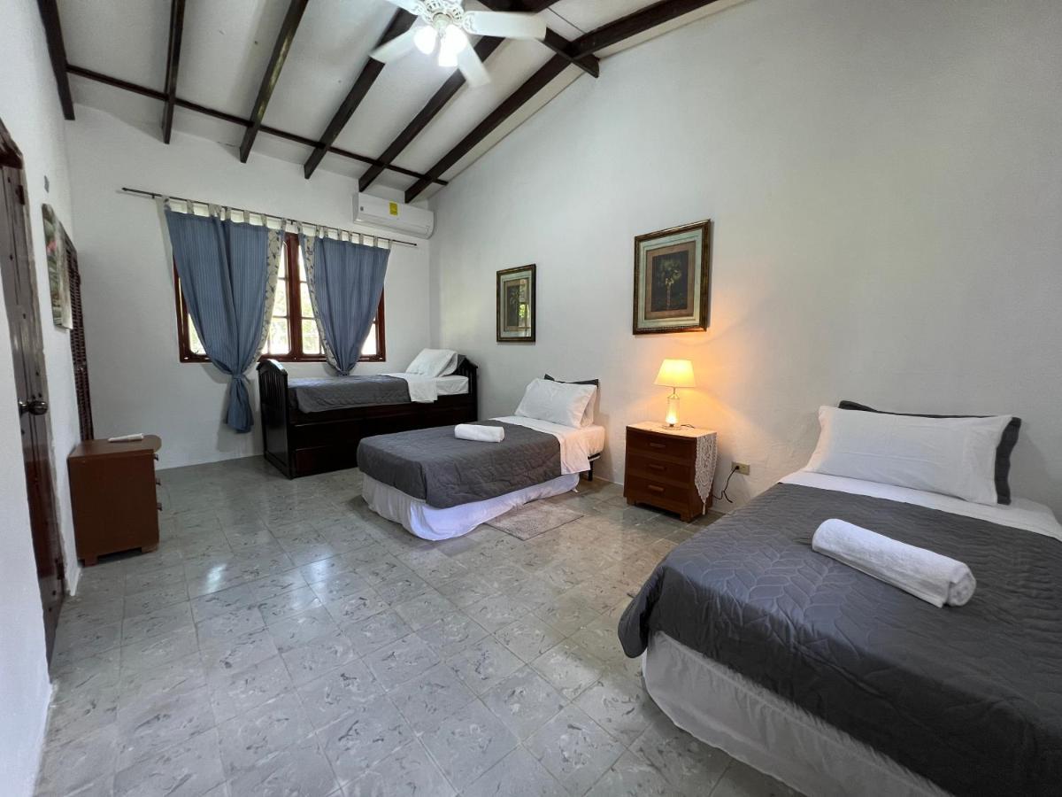 La Casa De Los Patos El Valle de Anton ภายนอก รูปภาพ